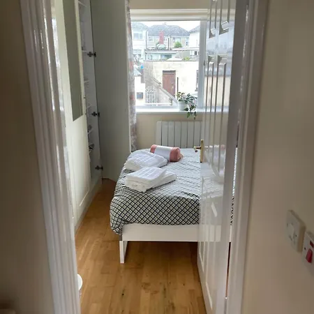 Pre & Post Flight 5m-dublin Airport 20m Dublin Centre Swords