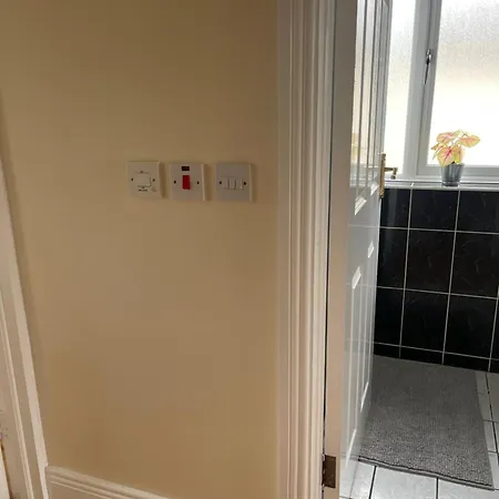 Pre & Post Flight 5m-dublin Airport 20m Dublin Centre Swords