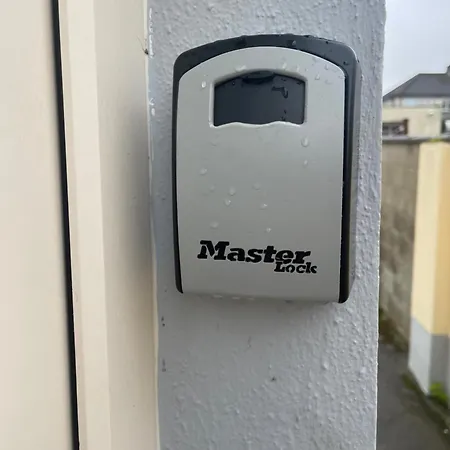 Pre & Post Flight 5m-dublin Airport 20m Dublin Centre Swords